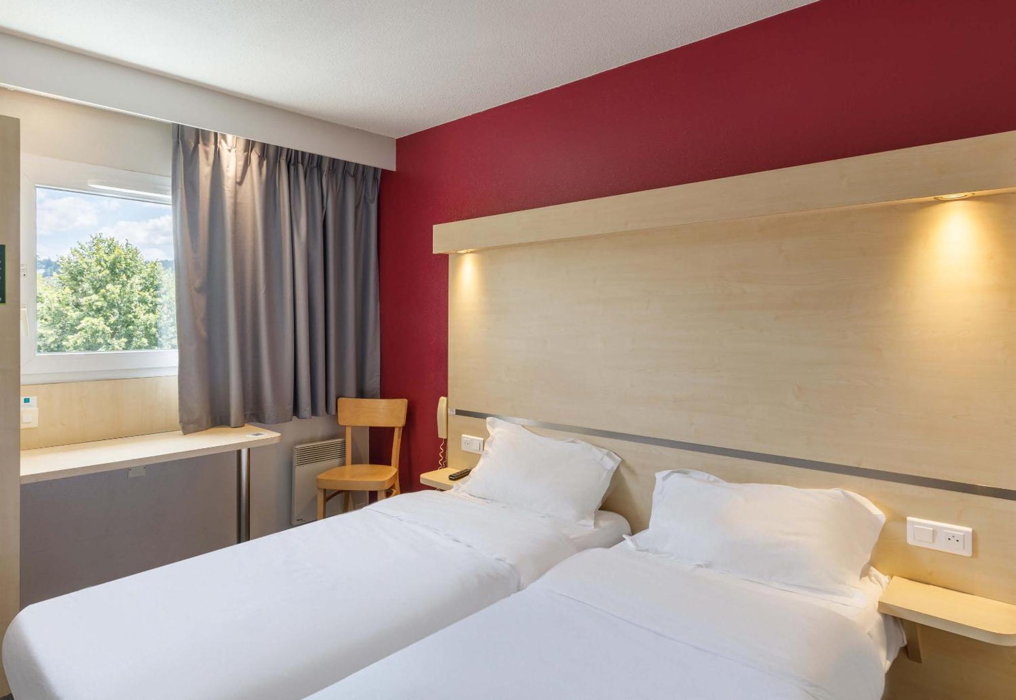 B&B Hotel Le Puy-En-Velay Vals-pres-le-Puy Exterior photo