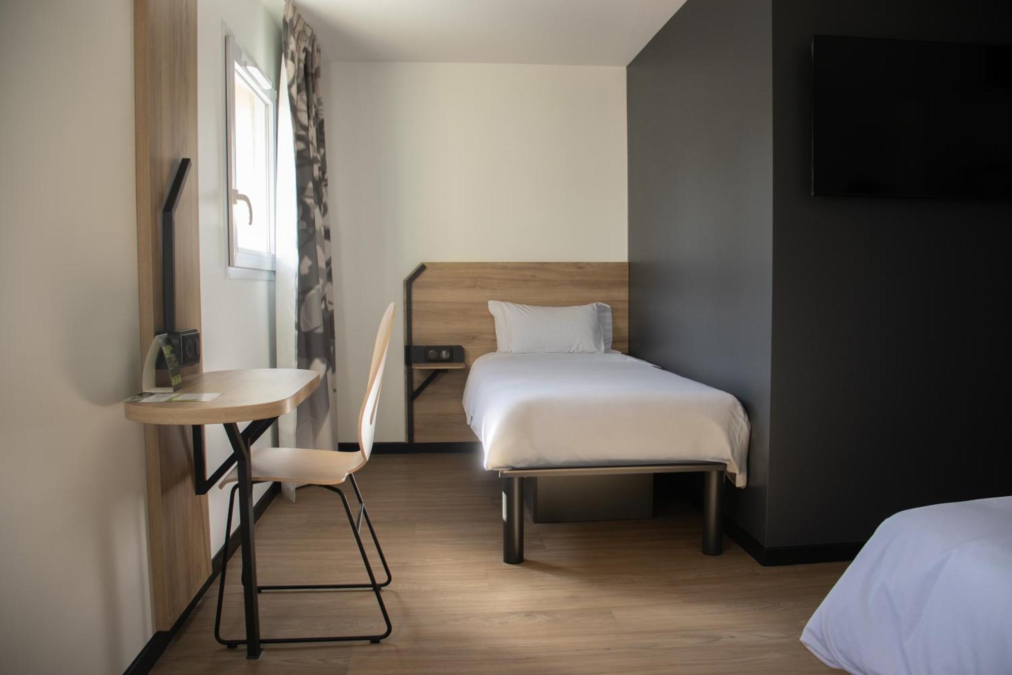 B&B Hotel Le Puy-En-Velay Vals-pres-le-Puy Exterior photo